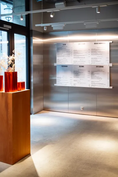 Inside Location Roots Münstergasse