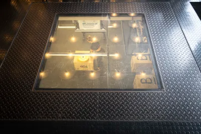 Inside Location Roots Schanzengraben